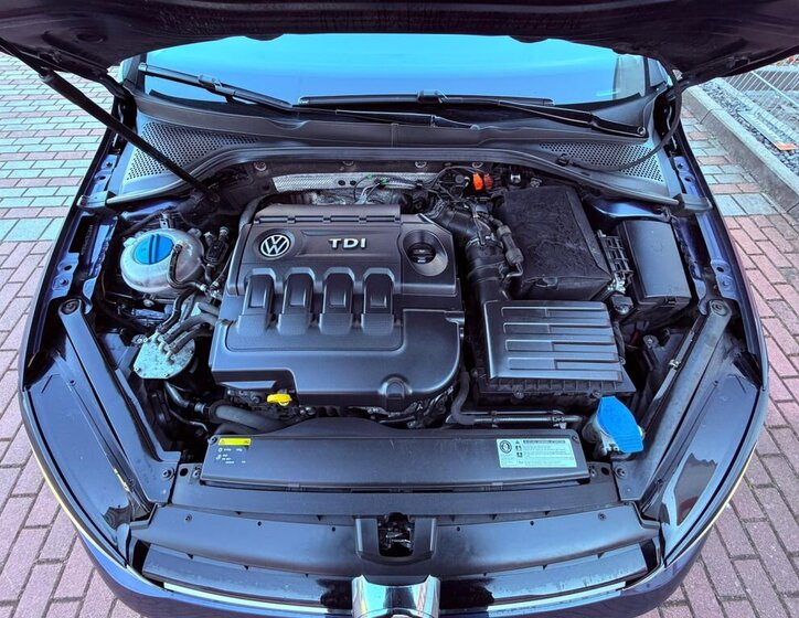 Volkswagen Golf Kombi 2,0 l 110 kw