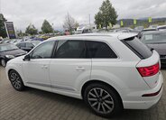 Audi Q7 9