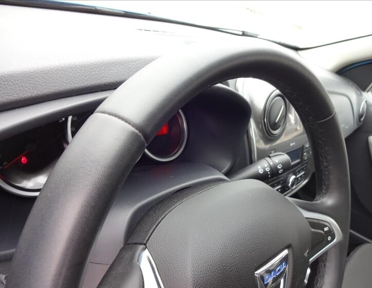 Dacia Sandero Hatchback 898,0 66 kw