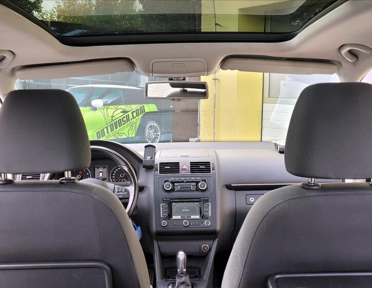 Volkswagen Touran 19