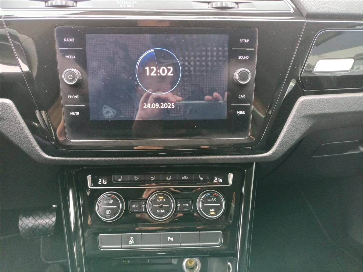 Volkswagen Touran SUV 1,4 l 110 kw