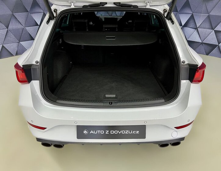 Cupra Leon Kombi 2,0 l 228 kw