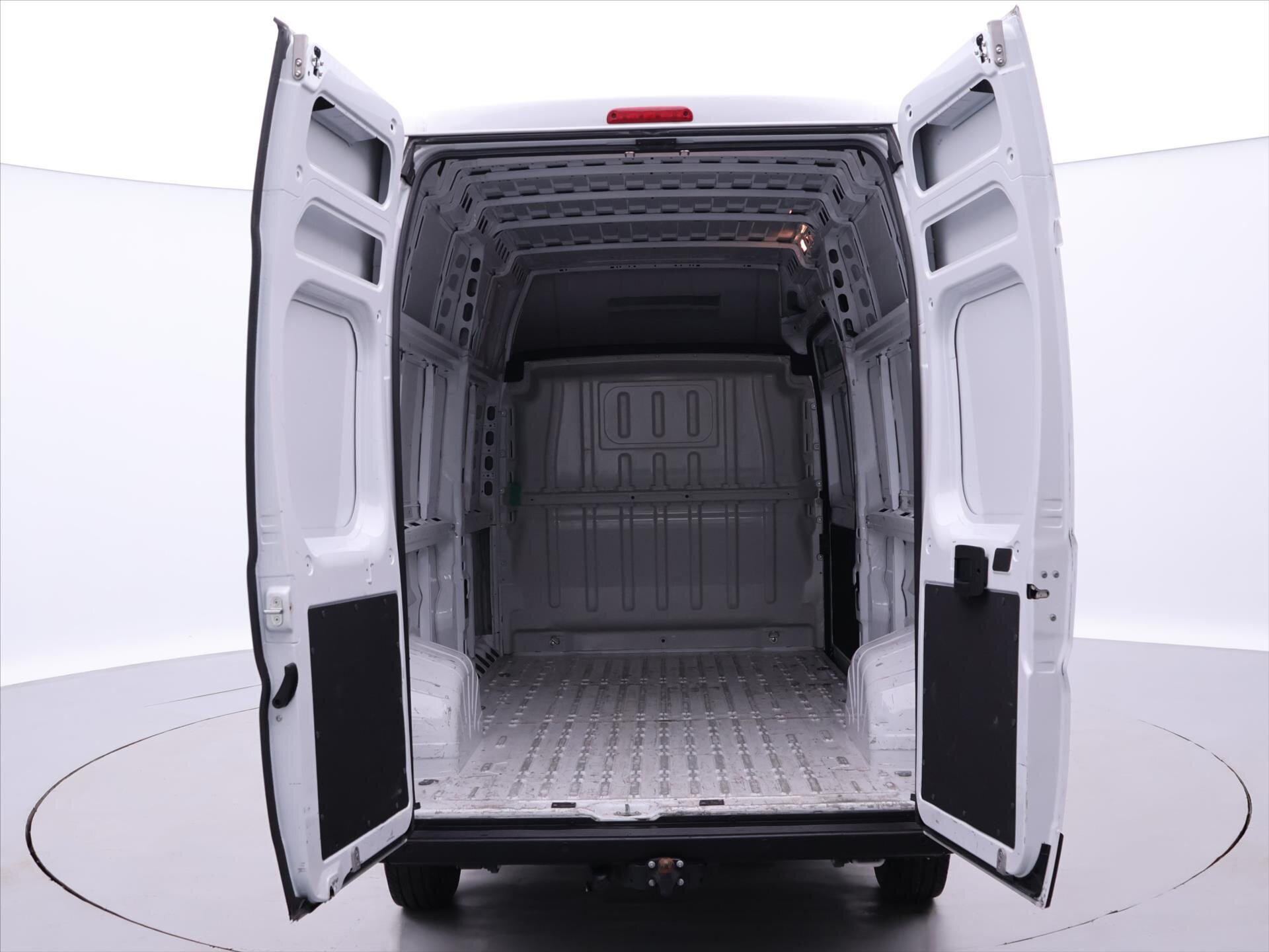 Opel Movano Ostatní 2,2 l 121 kw