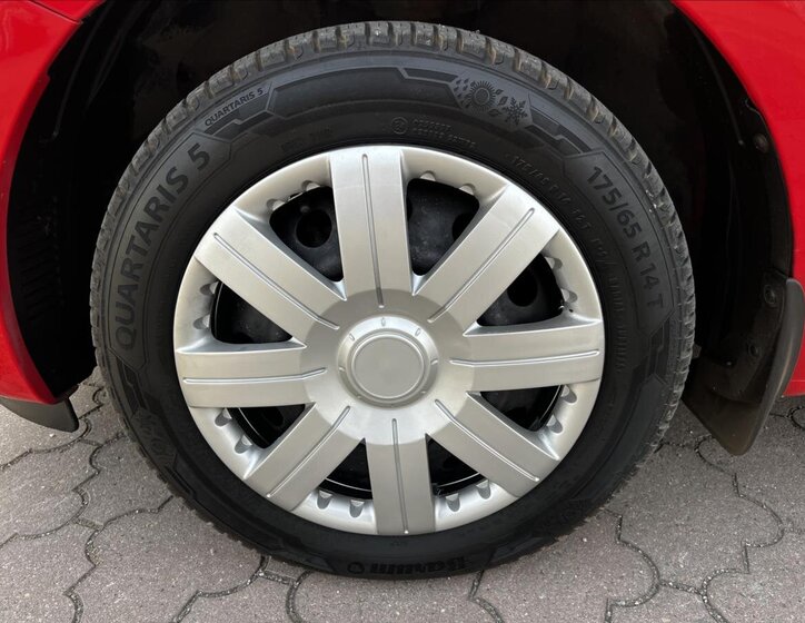 Hyundai i20 Hatchback 1,2 l 57 kw