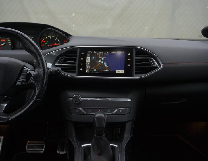 Peugeot 308 Kombi 2,0 l 133 kw