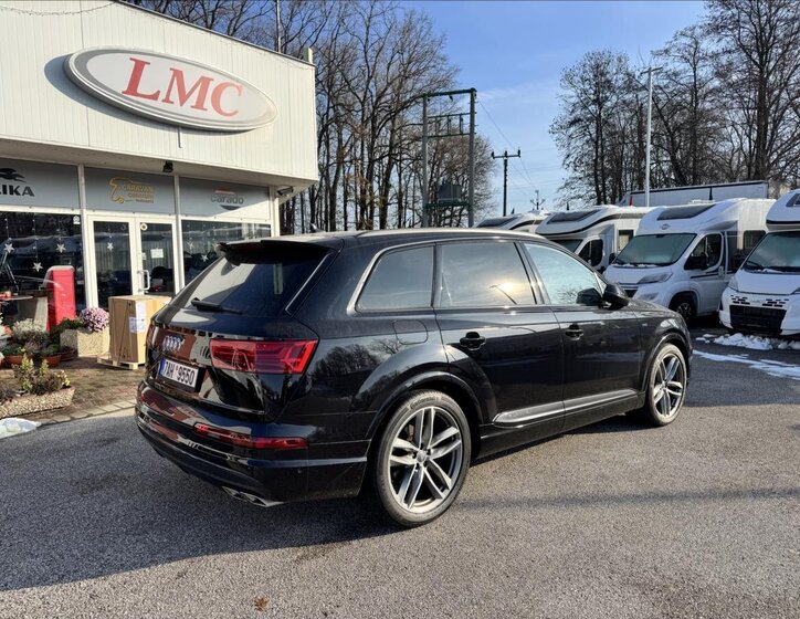 Audi SQ7 SUV / Terénní 4,0 l 320 kw