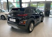 Hyundai Kona 5