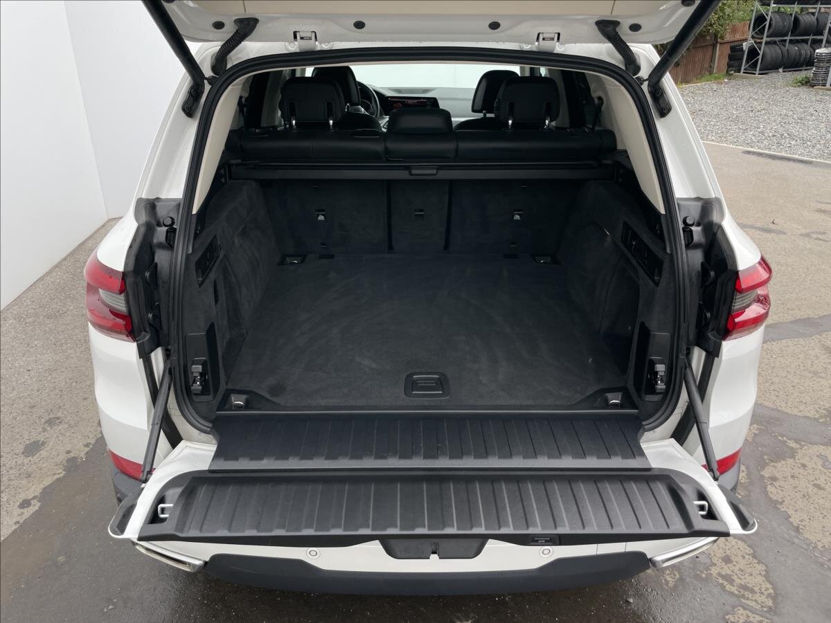 BMW X5 SUV 3,0 l 245 kw