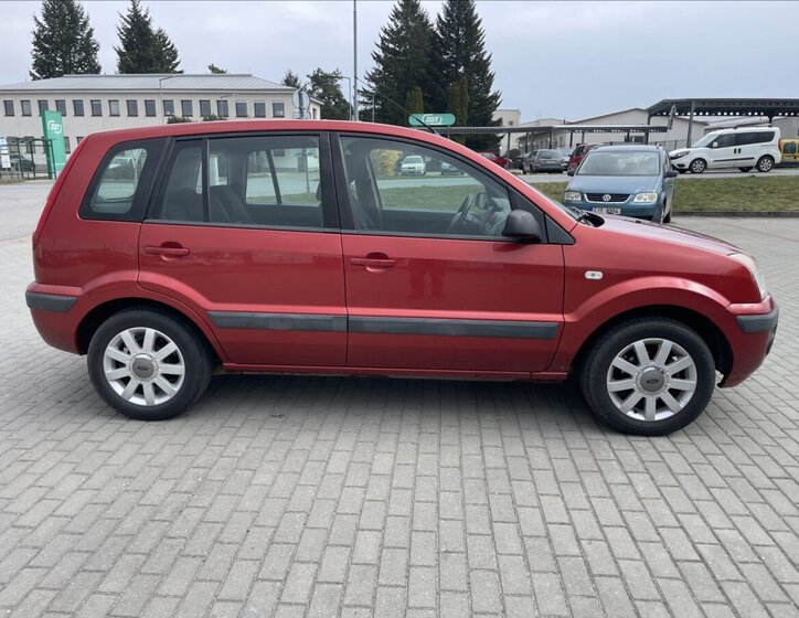 Ford Fusion Kombi 1,4 l 59 kw