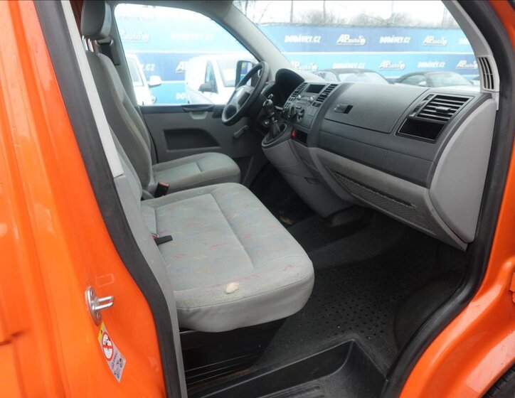 Volkswagen Transporter Valník 1,9 l 75 kw