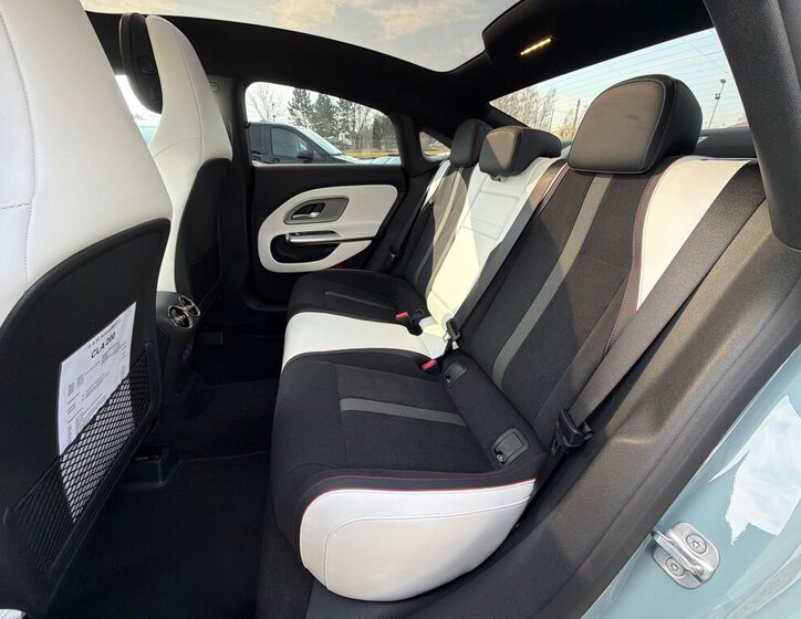 Mercedes-Benz CLA Sedan / Limuzína 1,5 l 120 kw