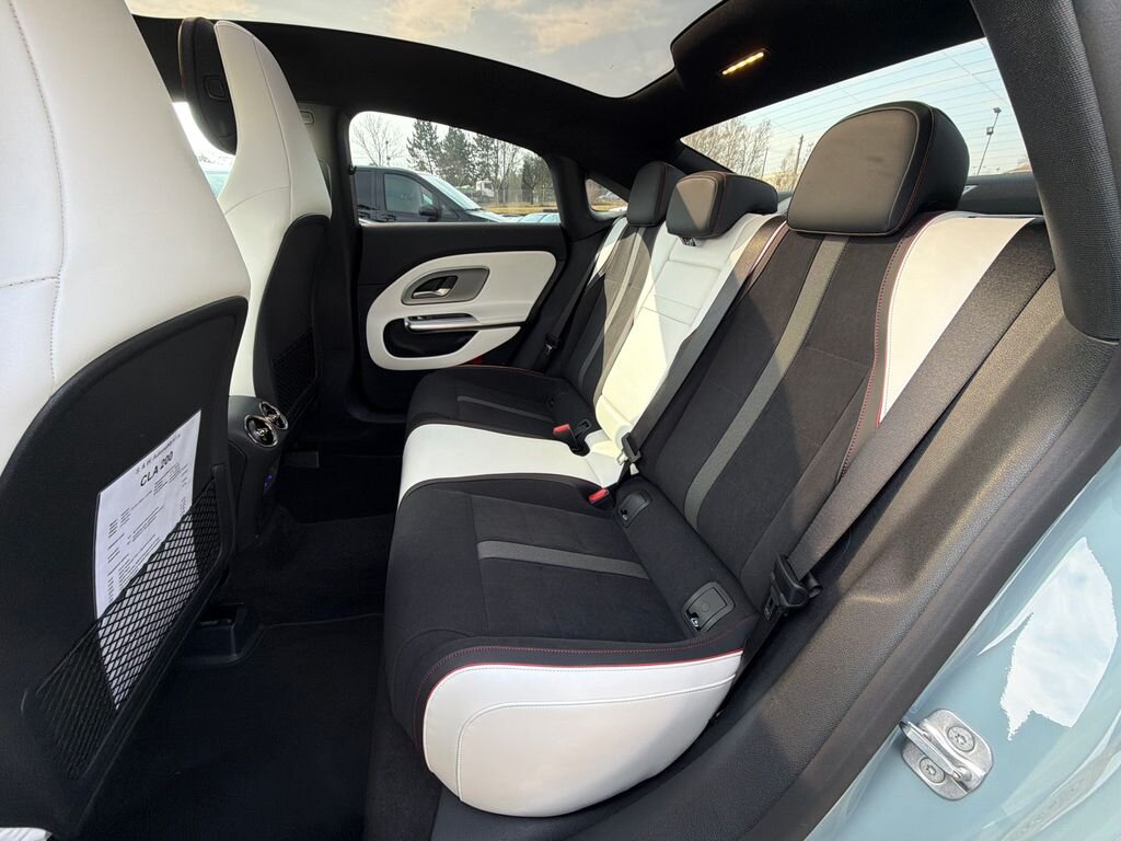 Mercedes-Benz CLA Sedan / Limuzína 1,5 l 120 kw