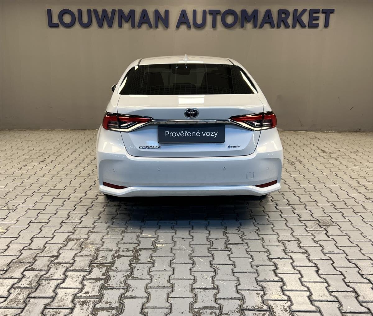 Toyota Corolla Sedan / Limuzína 1,8 l 72 kw