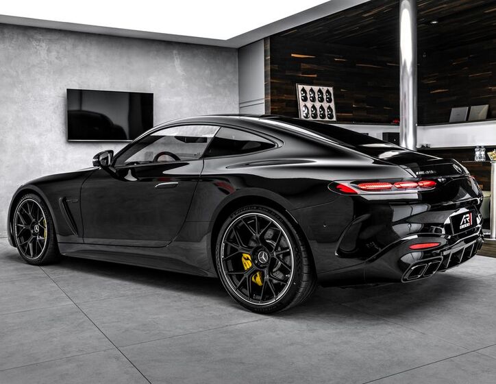 Mercedes-Benz AMG GT 7