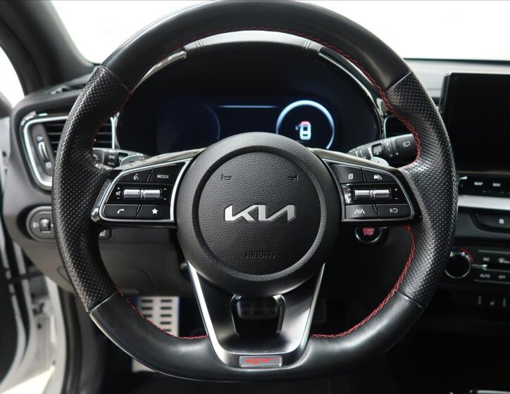 KIA ProCeed Kombi 1,6 l 150 kw