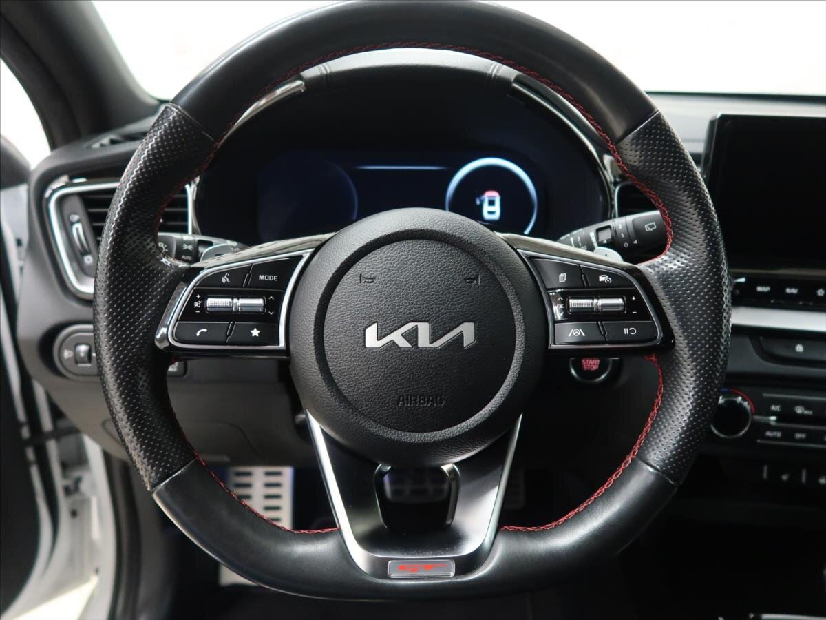 KIA ProCeed Kombi 1,6 l 150 kw