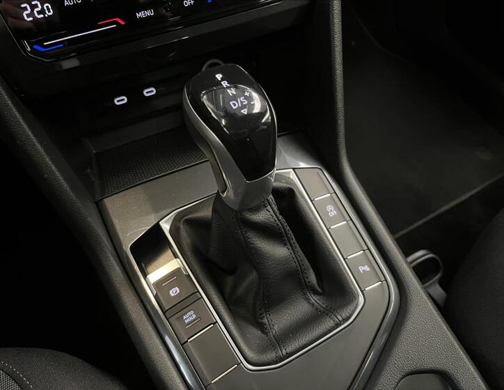 Volkswagen Tiguan 16