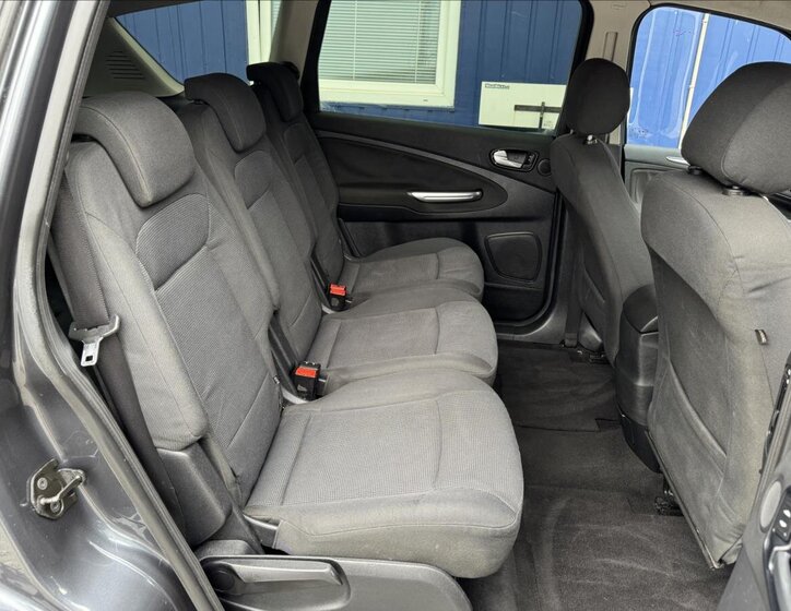 Ford S-MAX MPV 1,8 l 92 kw