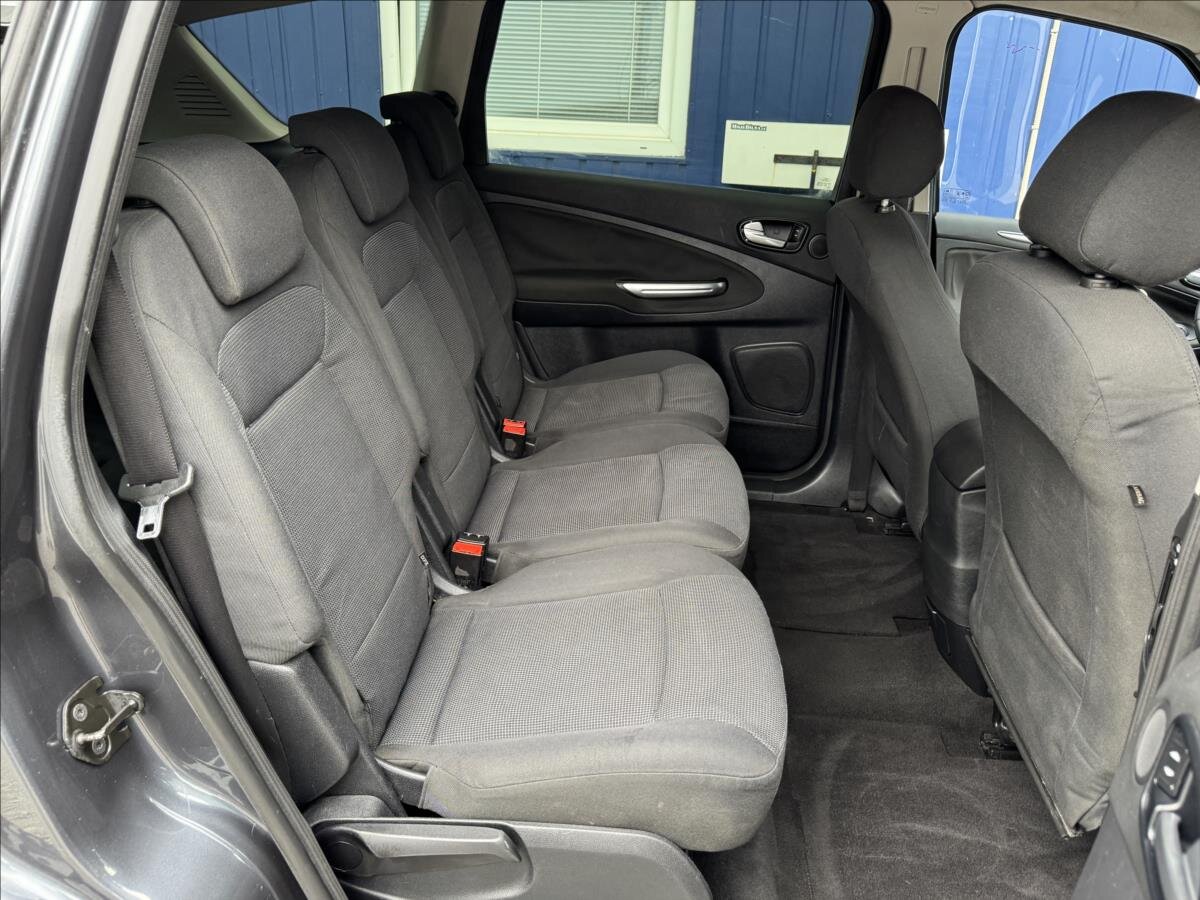 Ford S-MAX MPV 1,8 l 92 kw