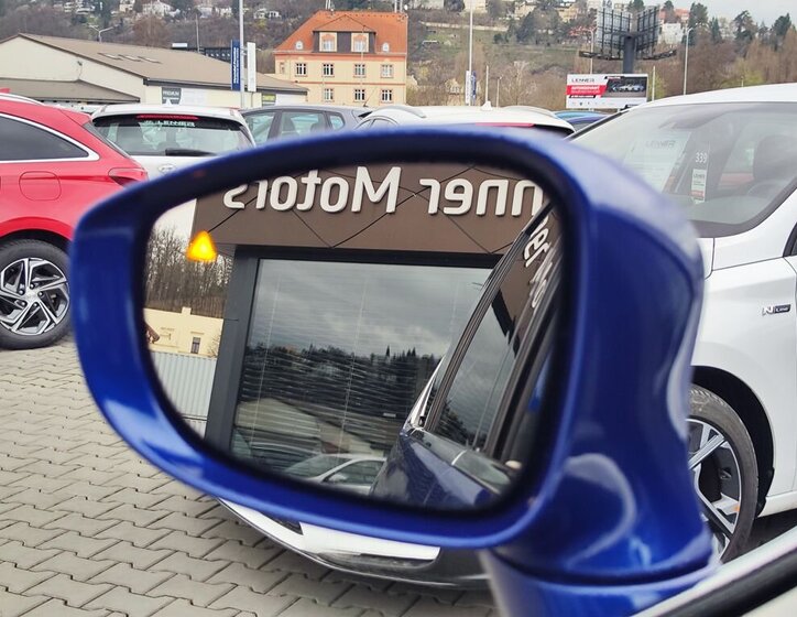 Chrysler Pacifica MPV 3,6 l 214 kw