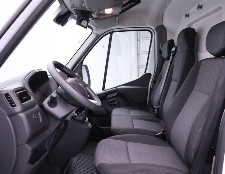 Renault Master Skříň 2,3 l 100 kw