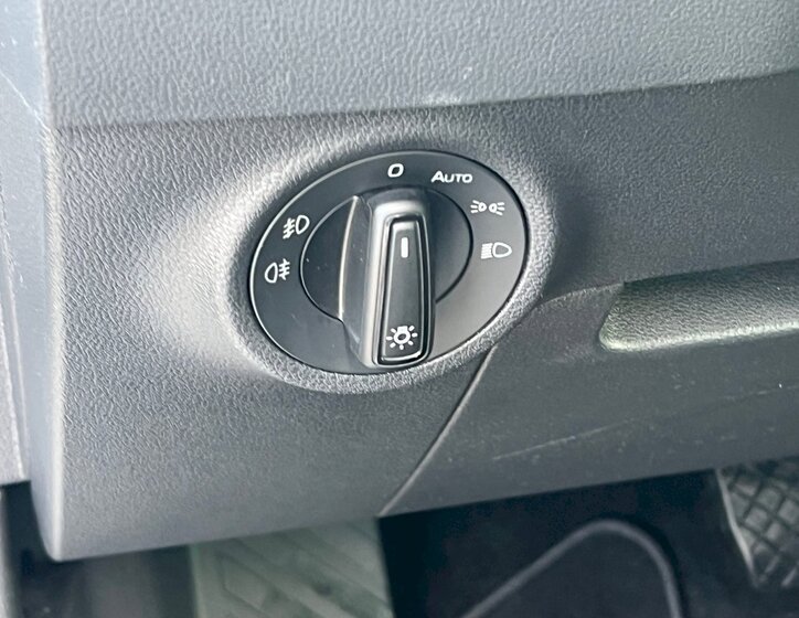 Škoda Karoq SUV 1,5 l 110 kw