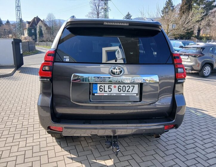 Toyota Land Cruiser SUV / Terénní 2,8 l 150 kw