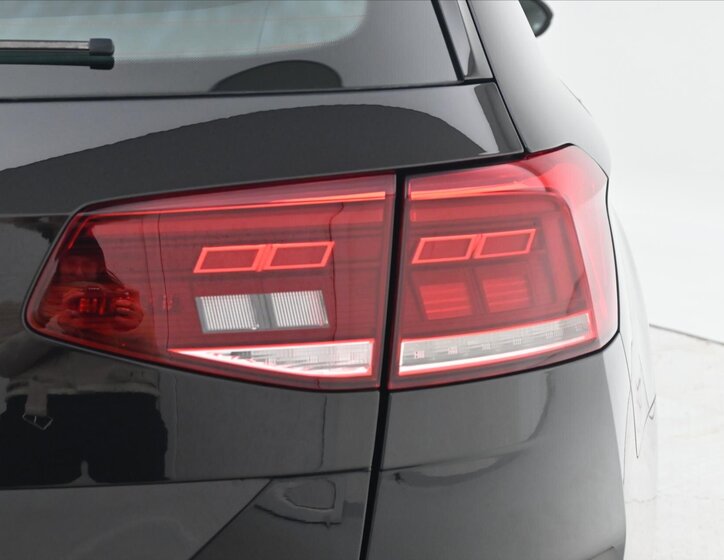 Volkswagen Passat 33