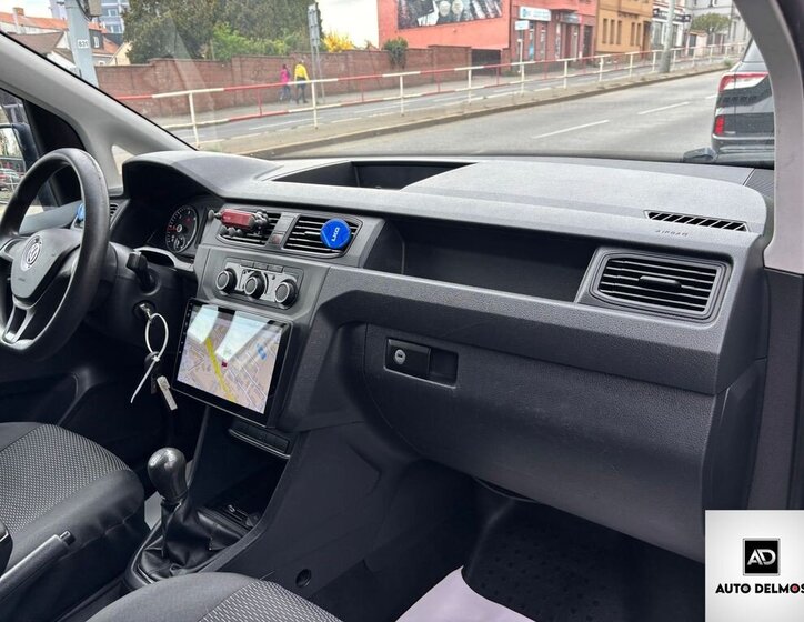 Volkswagen Caddy Skříň 2,0 l 75 kw