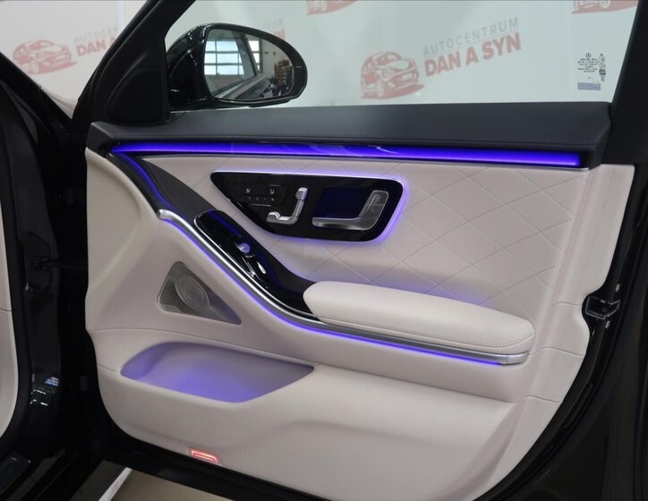 Mercedes-Benz Třídy S Sedan / Limuzína 3,0 l 230 kw