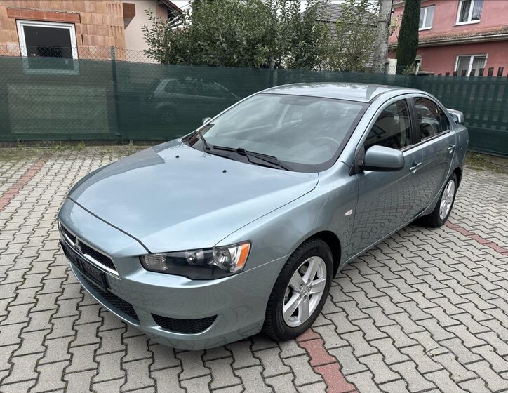 Mitsubishi Lancer Sedan 1,8 l 105 kw