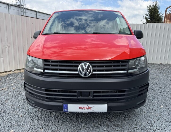 Volkswagen Transporter Skříň 2,0 l 110 kw