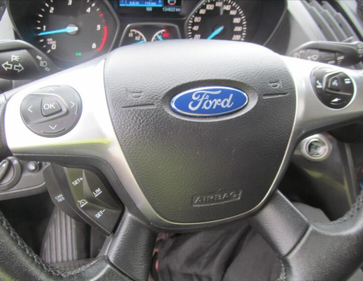Ford Kuga 25