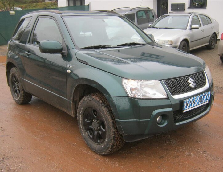 Suzuki Grand Vitara 8