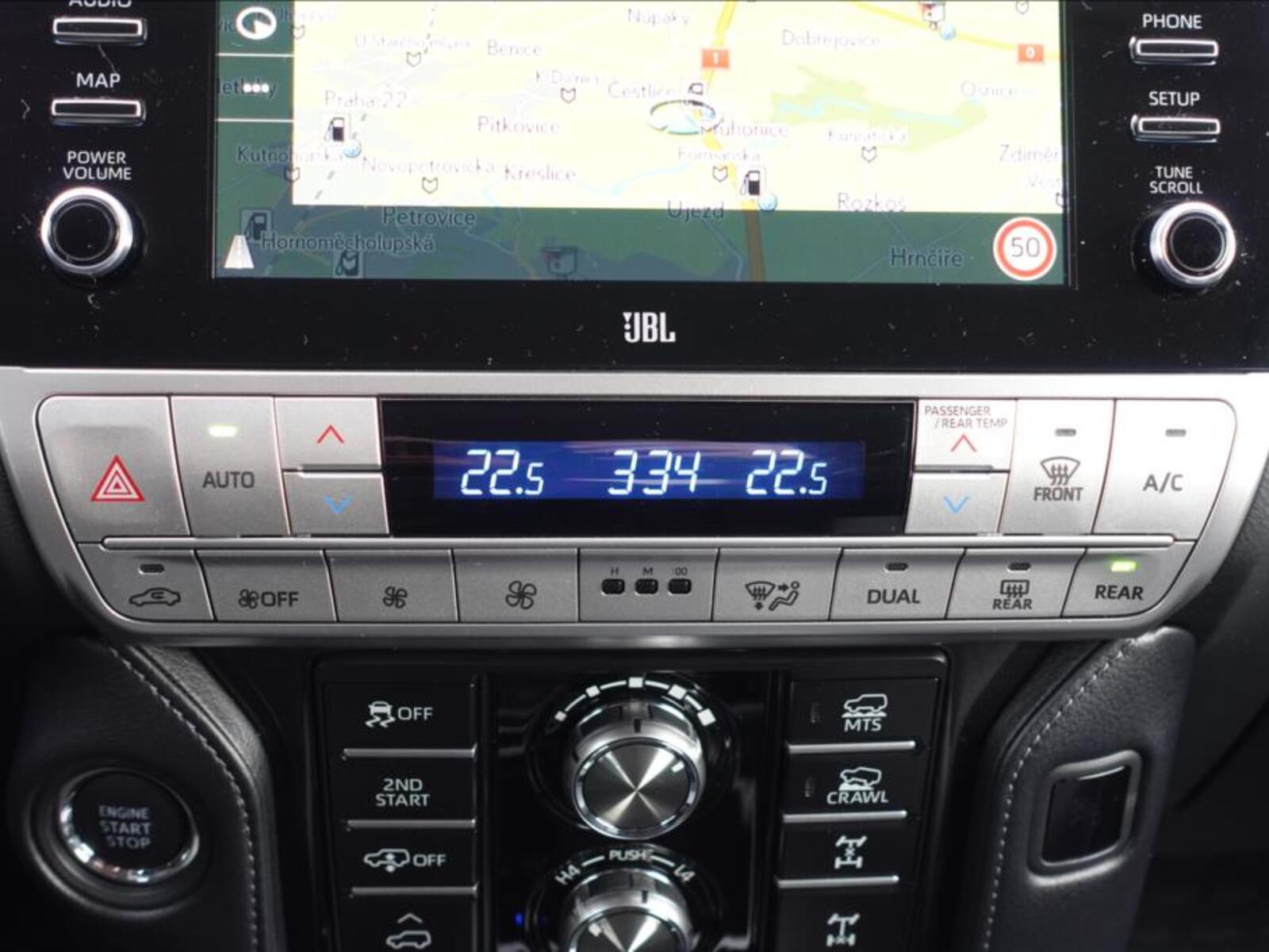 Toyota Land Cruiser 21