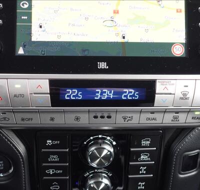 Toyota Land Cruiser 21