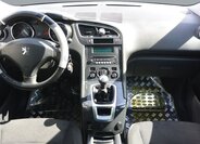 Peugeot 5008 MPV 1,6 l 88 kw