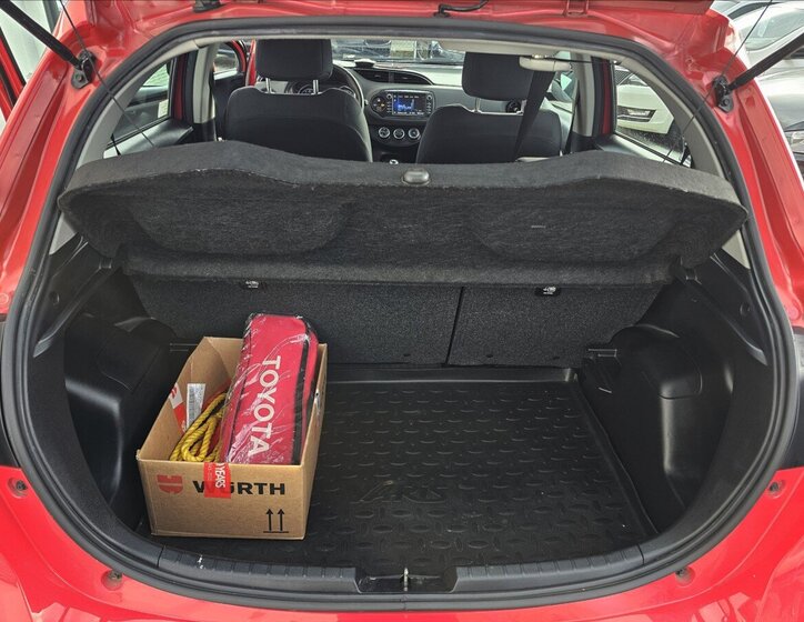 Toyota Yaris 27