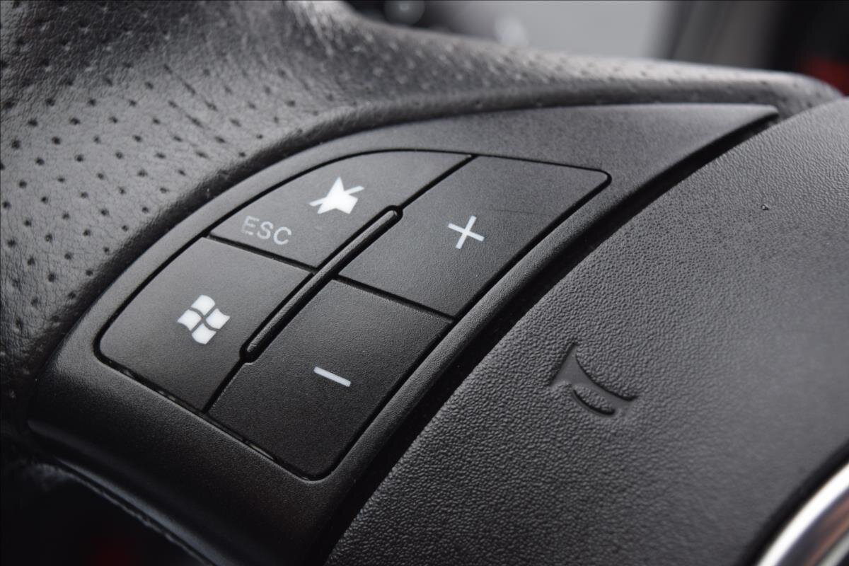 Fiat 500 Hatchback 1,4 l 74 kw