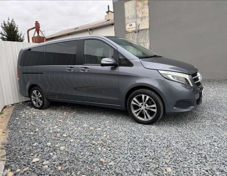Mercedes-Benz Třídy V Kombi 2,1 l 120 kw