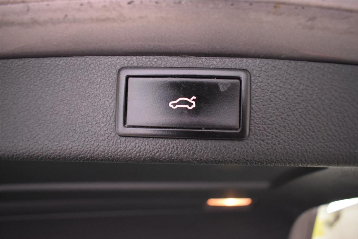 Škoda Superb Kombi 2,0 l 125 kw