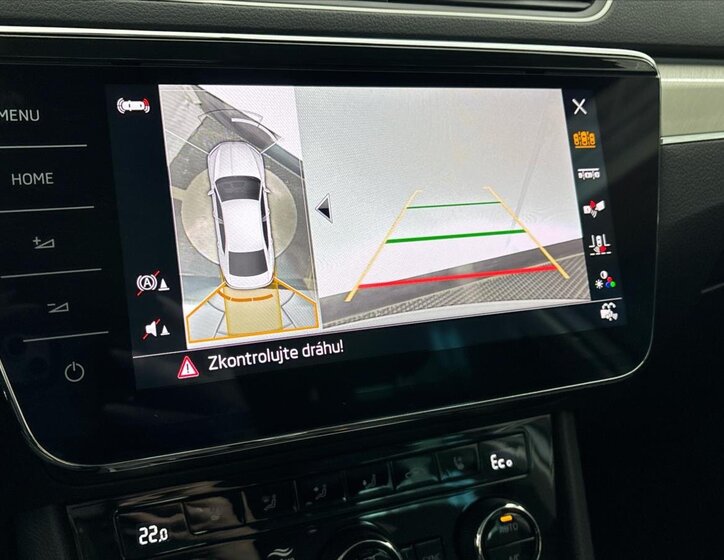 Škoda Superb Sedan / Limuzína 1,4 l 160 kw