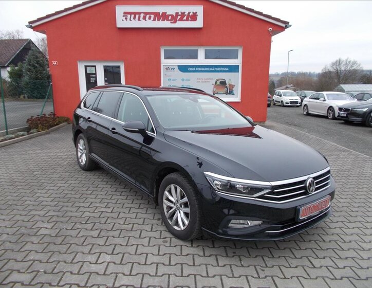 Volkswagen Passat 1