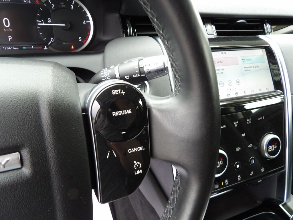 Land Rover Discovery Sport SUV / Terénní 2,0 l 110 kw