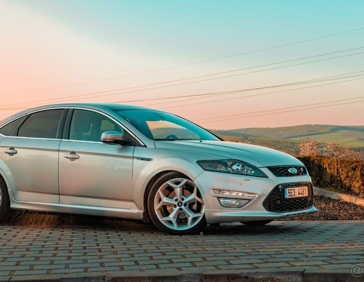 Ford Mondeo Liftback 2,2 l 147 kw