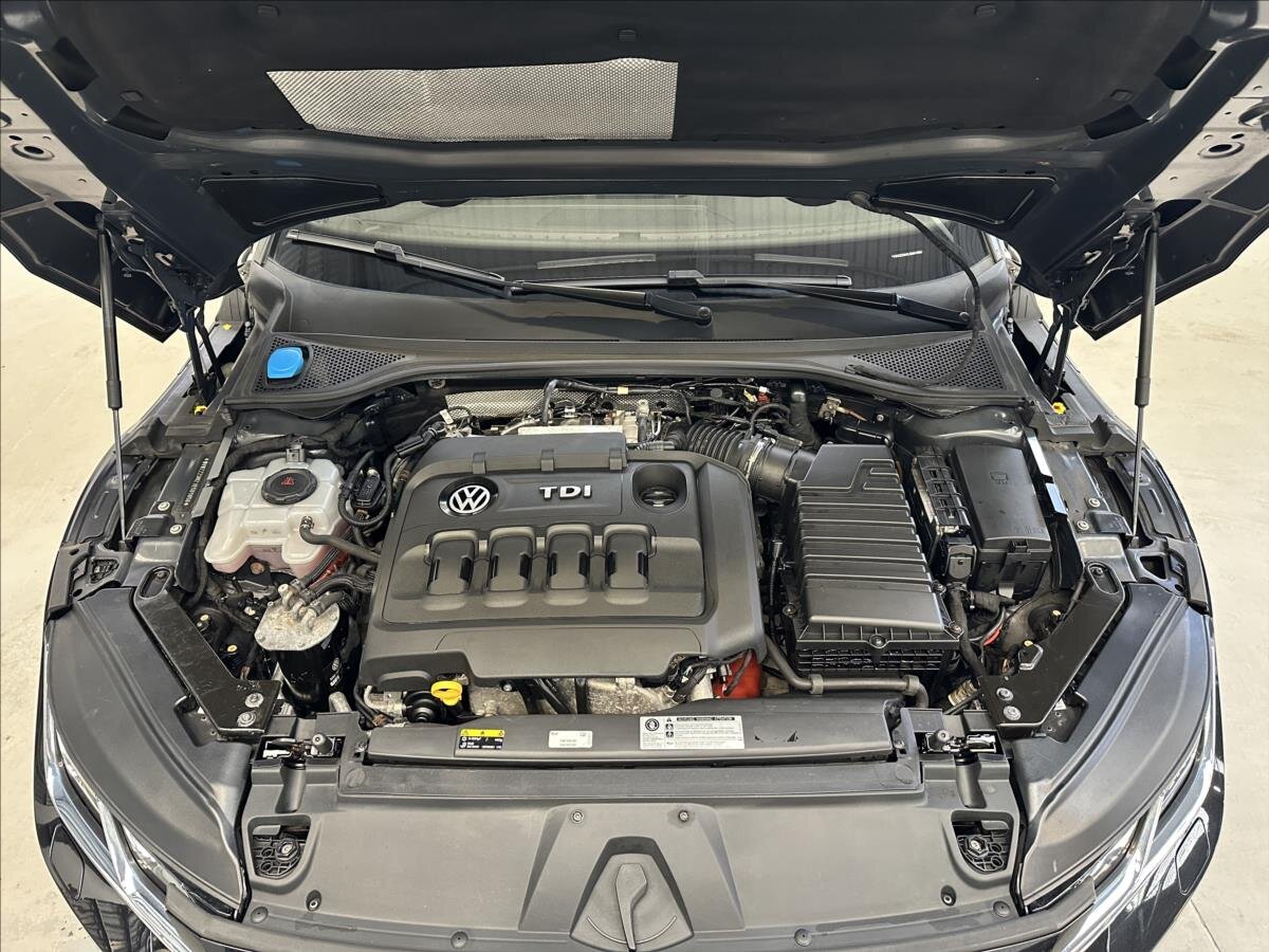 Volkswagen Arteon Liftback 2,0 l 176 kw