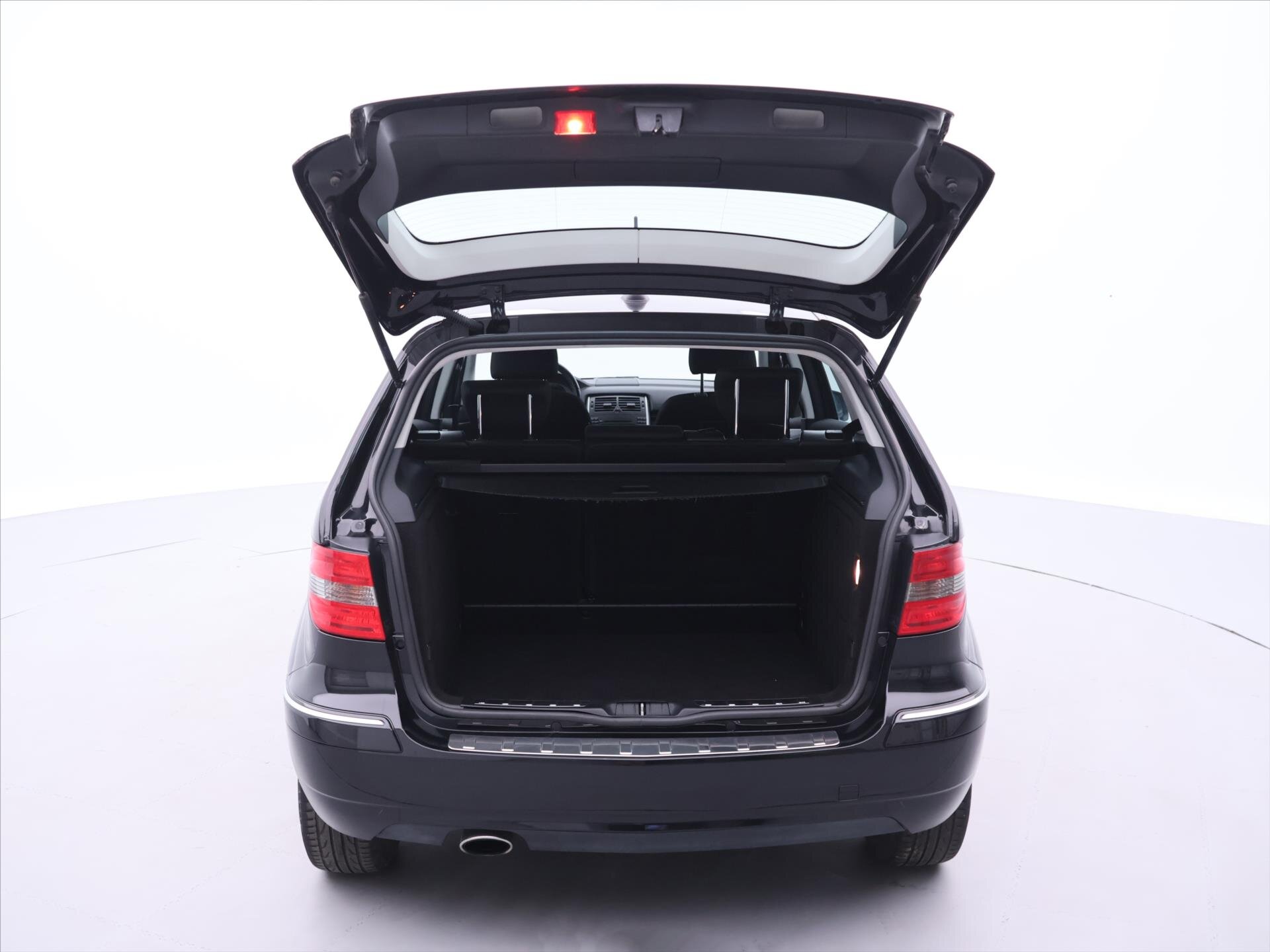 Mercedes-Benz Třídy B Hatchback 1,5 l 70 kw