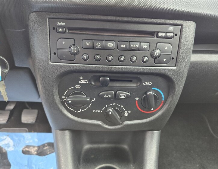 Peugeot 206 Hatchback 1,1 l 44 kw