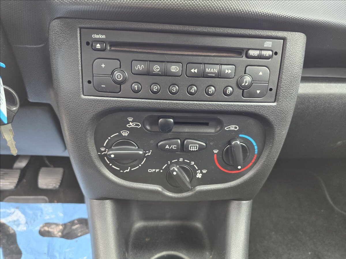 Peugeot 206 Hatchback 1,1 l 44 kw