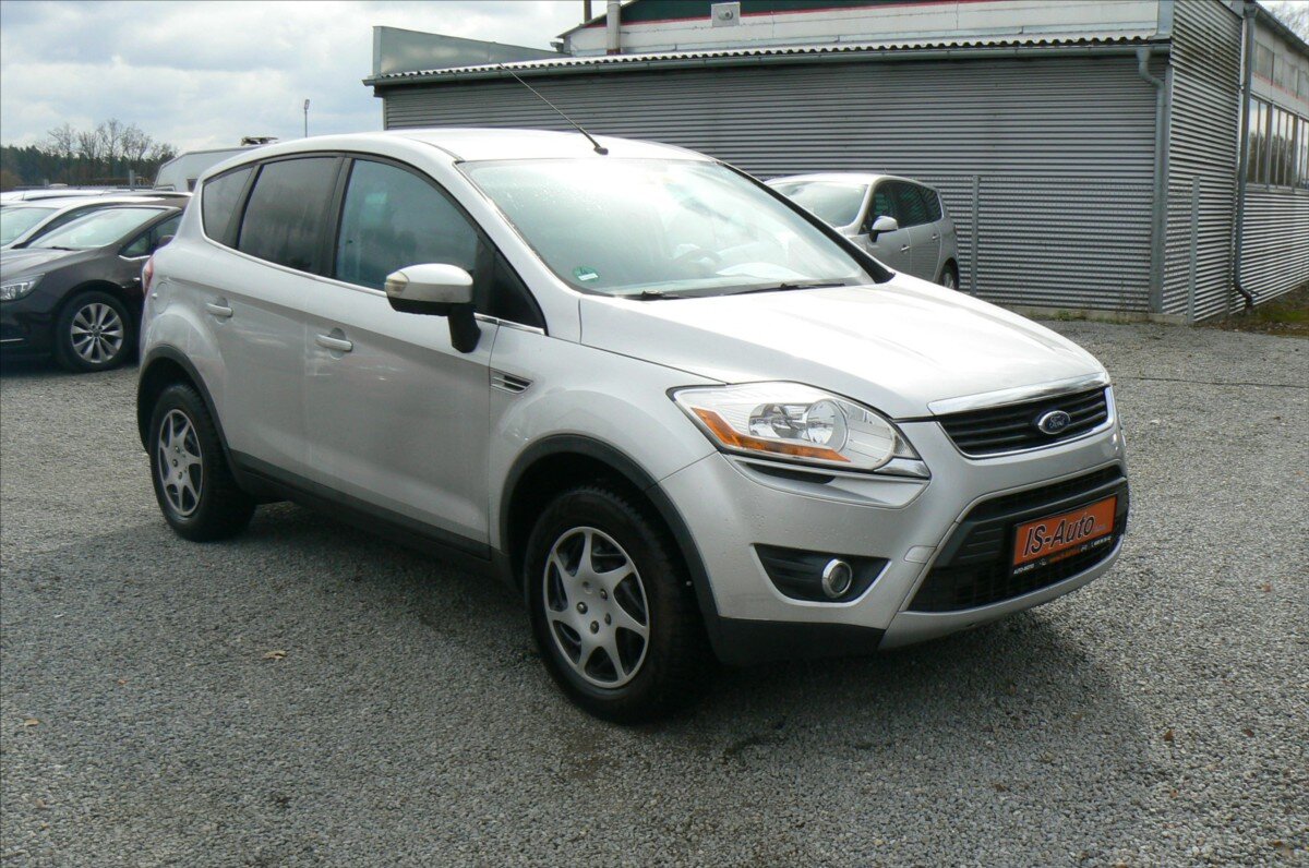 Ford Kuga SUV / Terénní 2,0 l 100 kw